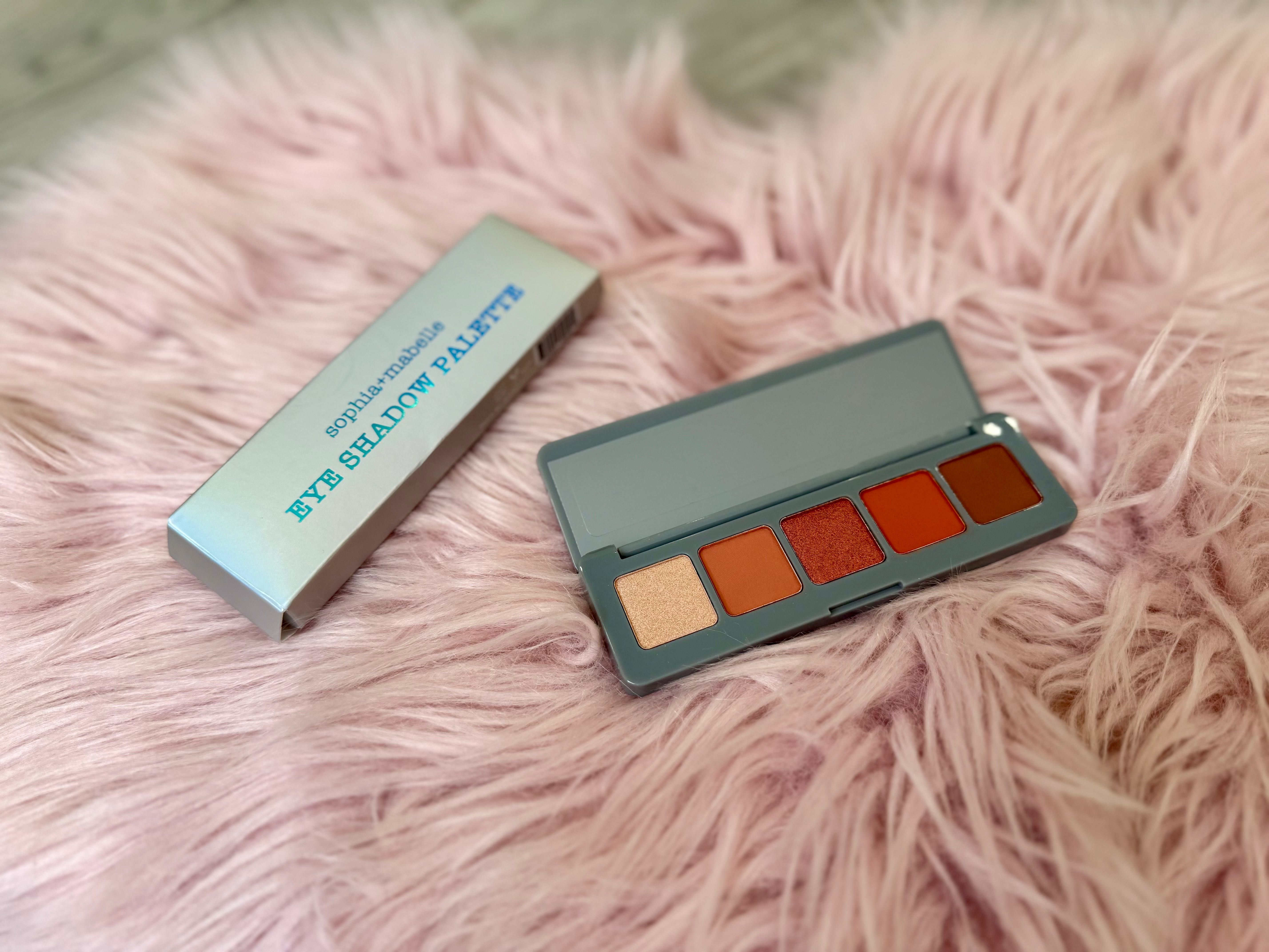 Палетка тіней illamasqua nude collection unveiled artistry palette
