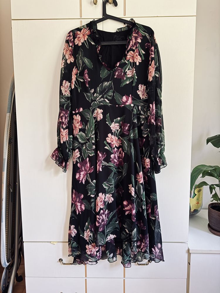 Sukienka midi w kwiaty Gatta 40 L