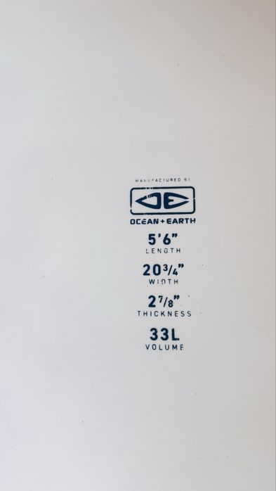 Prancha de surf O&E 5’6 com quilhas 33 Litros