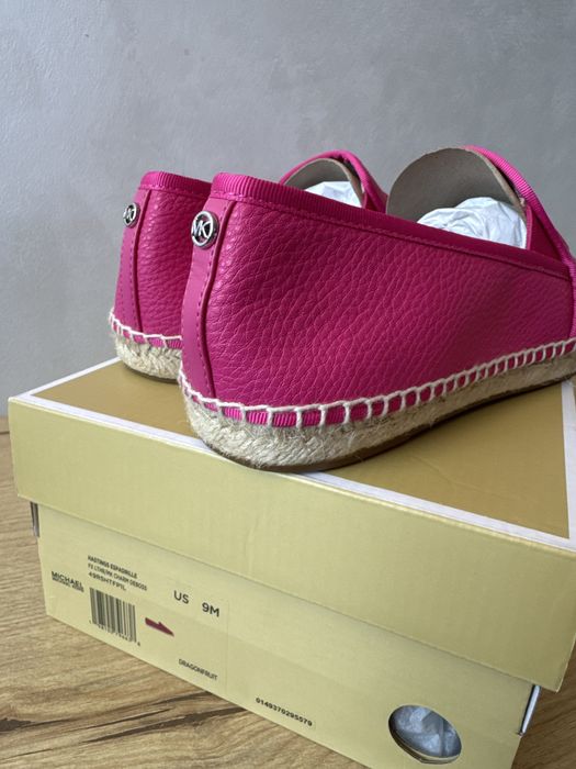 Mickhael Kors us9( розмір 39)