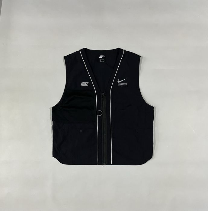 Чорна легка жилетка безрукавка найк nike woven weste size m-l оригінал