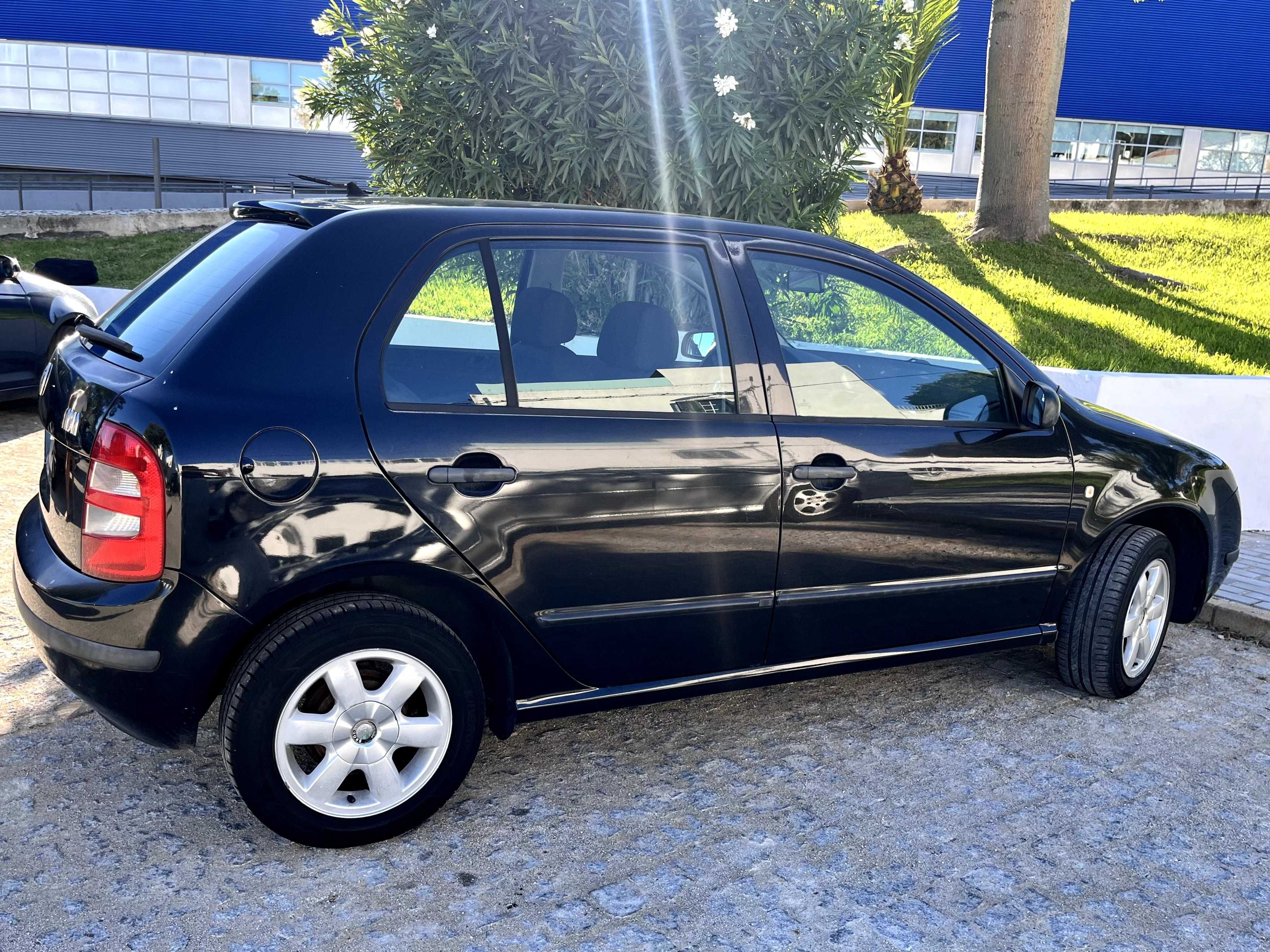 Skoda Fabia 1.4 TDI. Muito Económico. Pronto a Andar.