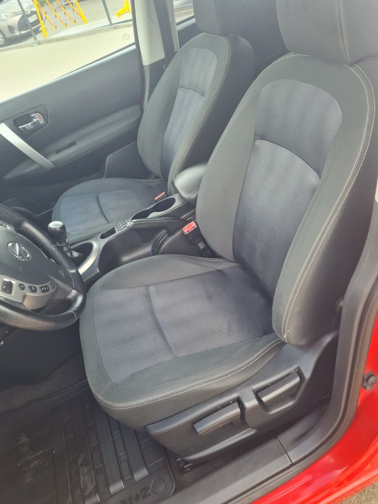 Nissan Qashqai 2,0DCi 7osób#xenon#navi#kamera#panorama