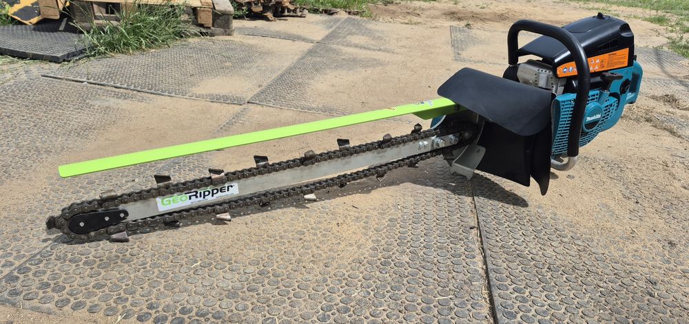 Koparka łańcuchowa minitrencher Georipper M700 Makita powystawowa