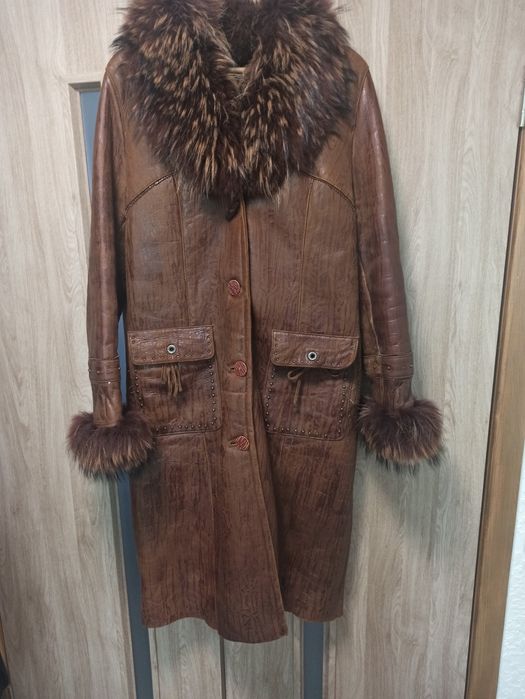 Натуральная дублёнка 48 размера в идеальном состоянии