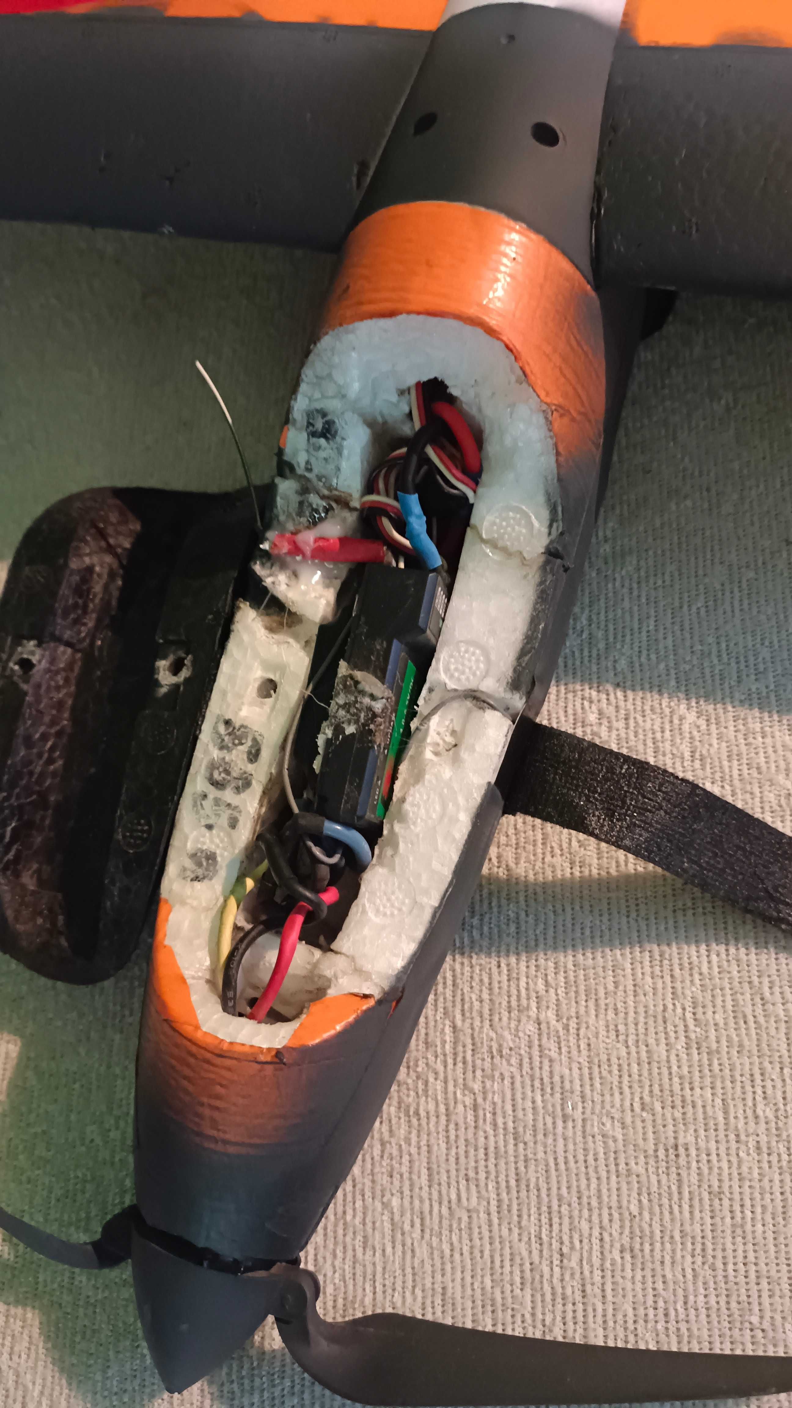 Samolot RC elektryczny