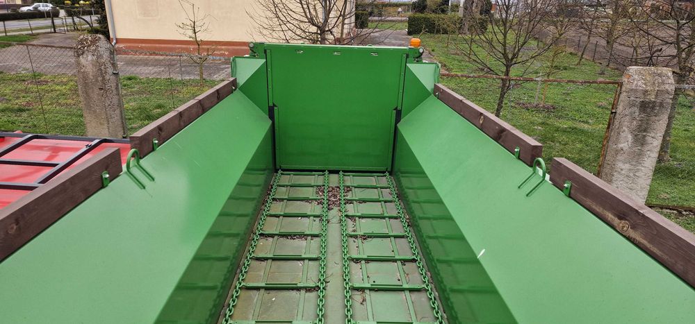 Rozrzutnik obornika SIPMA RO800 TAJFUN 8t do wapna kompostu 10 12t