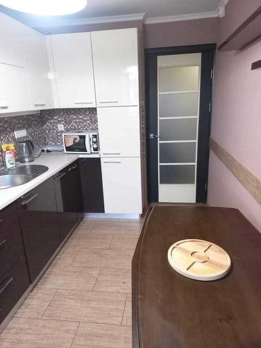 Оренда 3к.квартири мікрорайон Бам