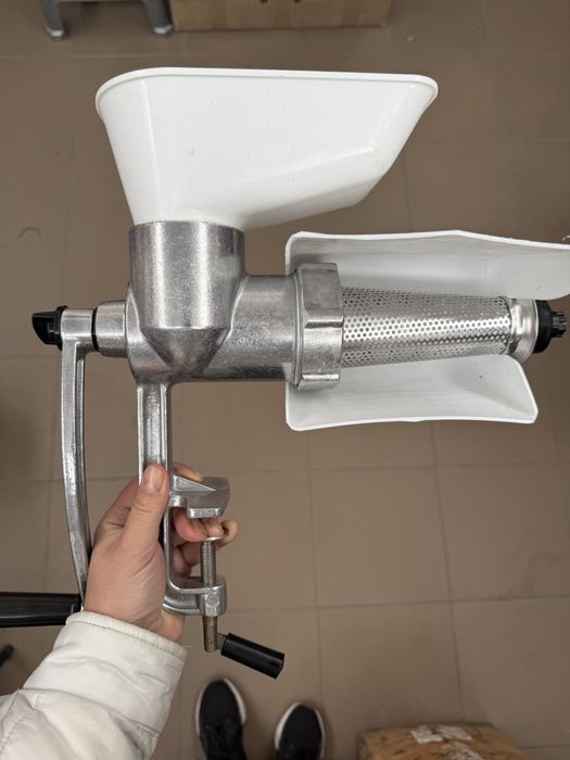 Соковыжималка  ручная для соків овочей та фруктів