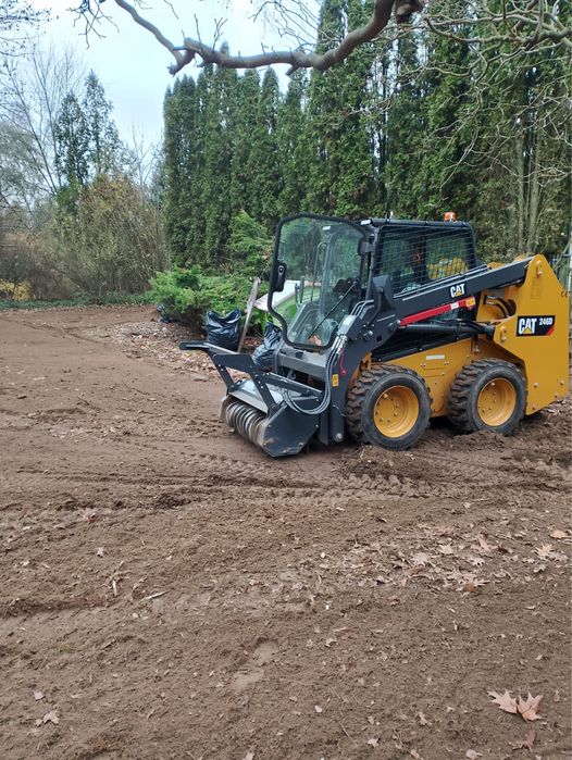Mulcher leśny wgłebny czyszczenie mulczowanie działek usługi koparką