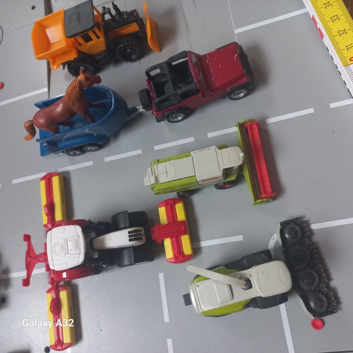 Siku traktory przyczepy zestaw