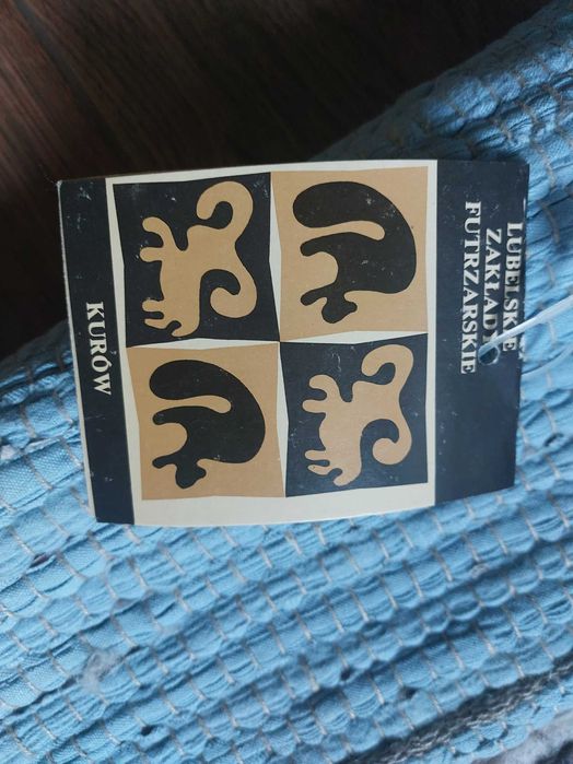 Dywanik futerkowy ze skór owczych i jagnięcych