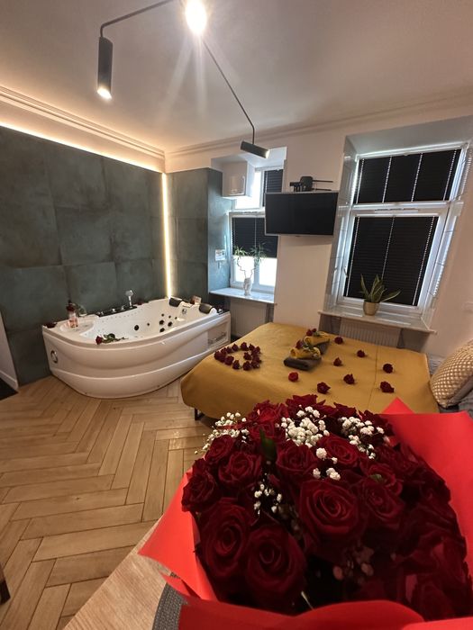 Apartament z jacuzzi na wyłączność.