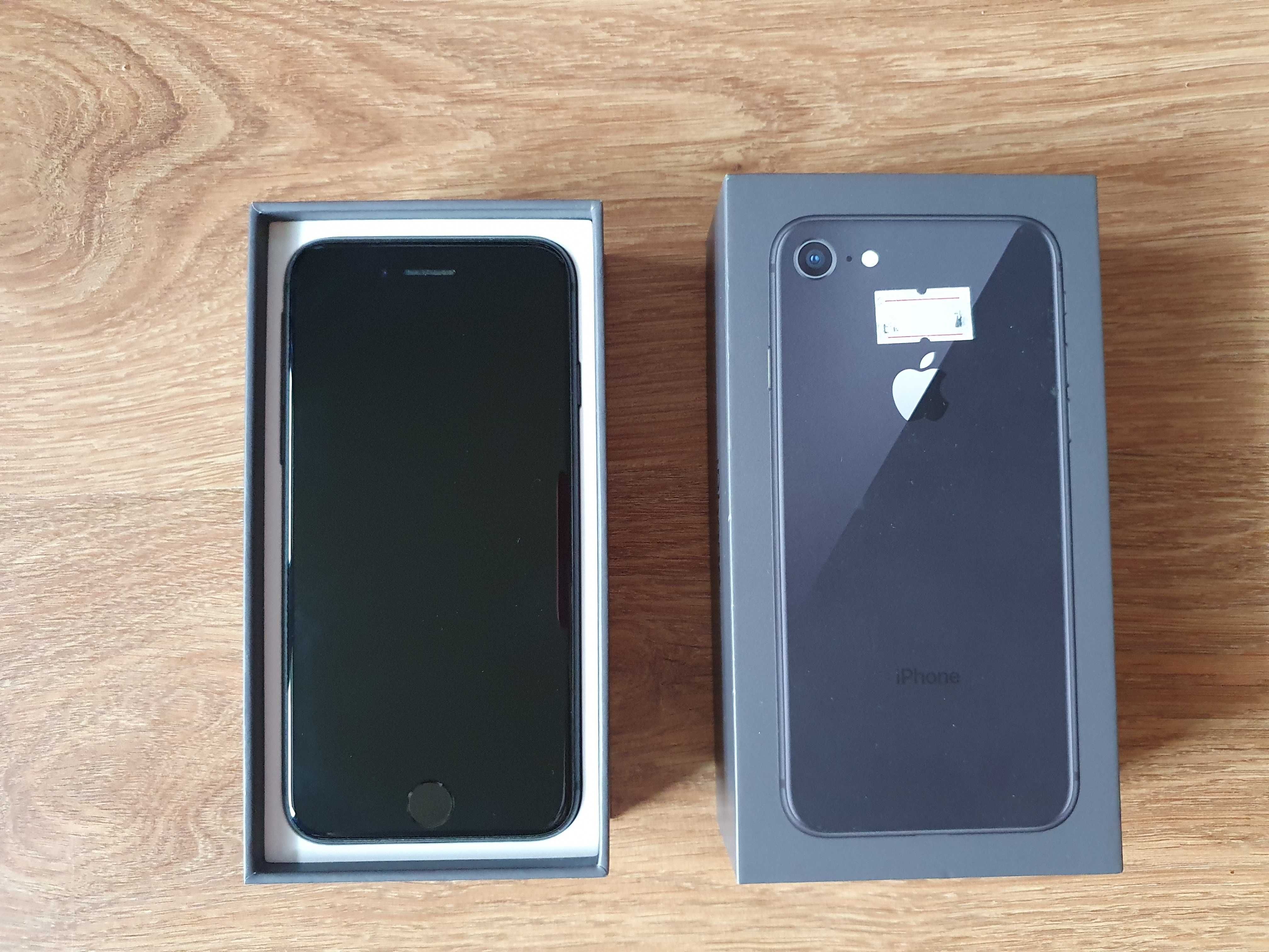 iPhone 8 64GB - Bateria 96% + Nowe etui