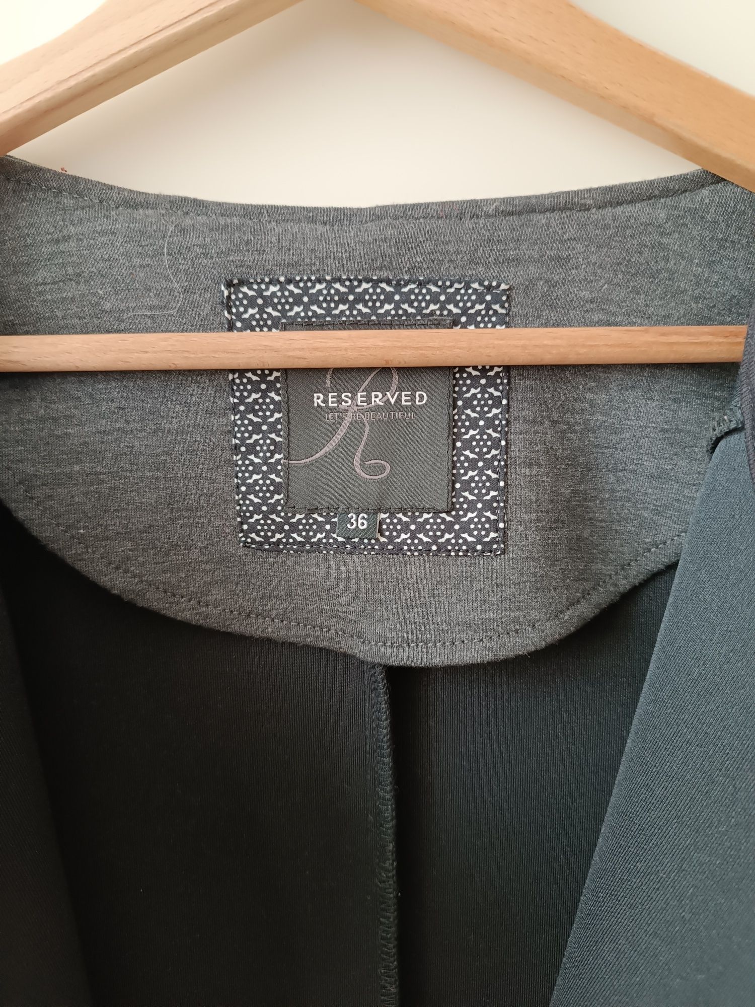 Szara narzutka marynarka bez zapięcia oversize z rękawem 3/4 S 36