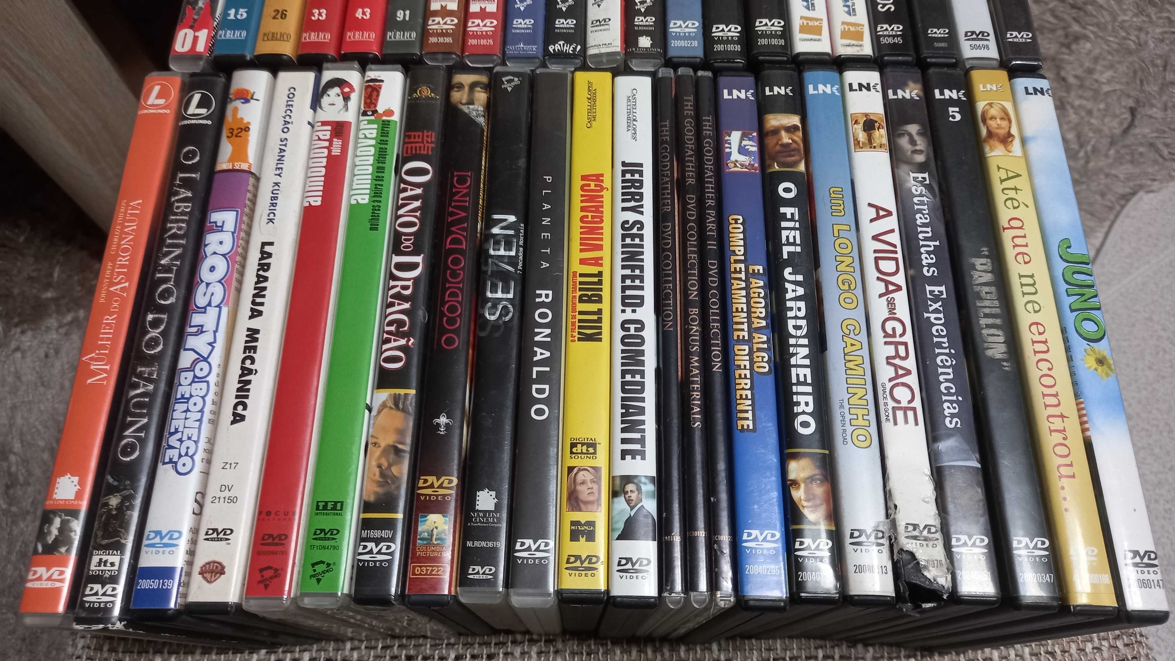 Lote de DVDs de filmes variados
