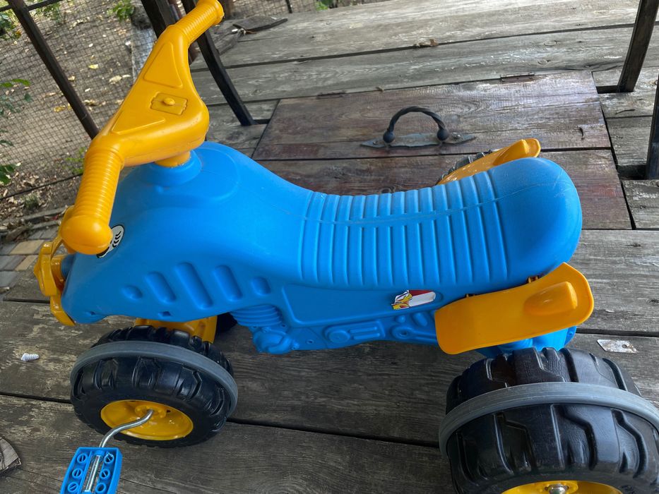 Педальний квадроцикл Pilsan