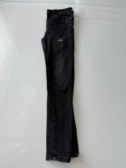 Чудові Скіні-джинси