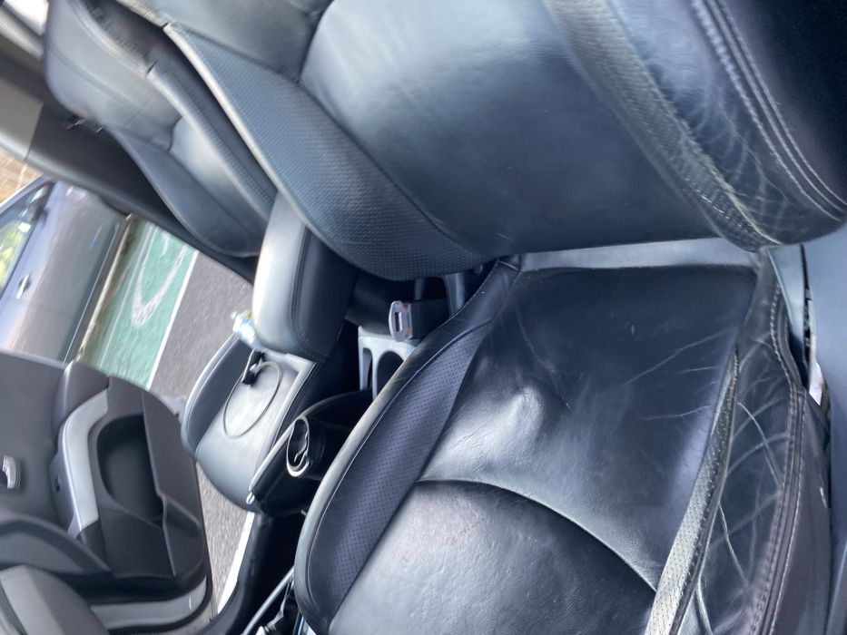 OUTIANDER XL 2010 2.2 автомат