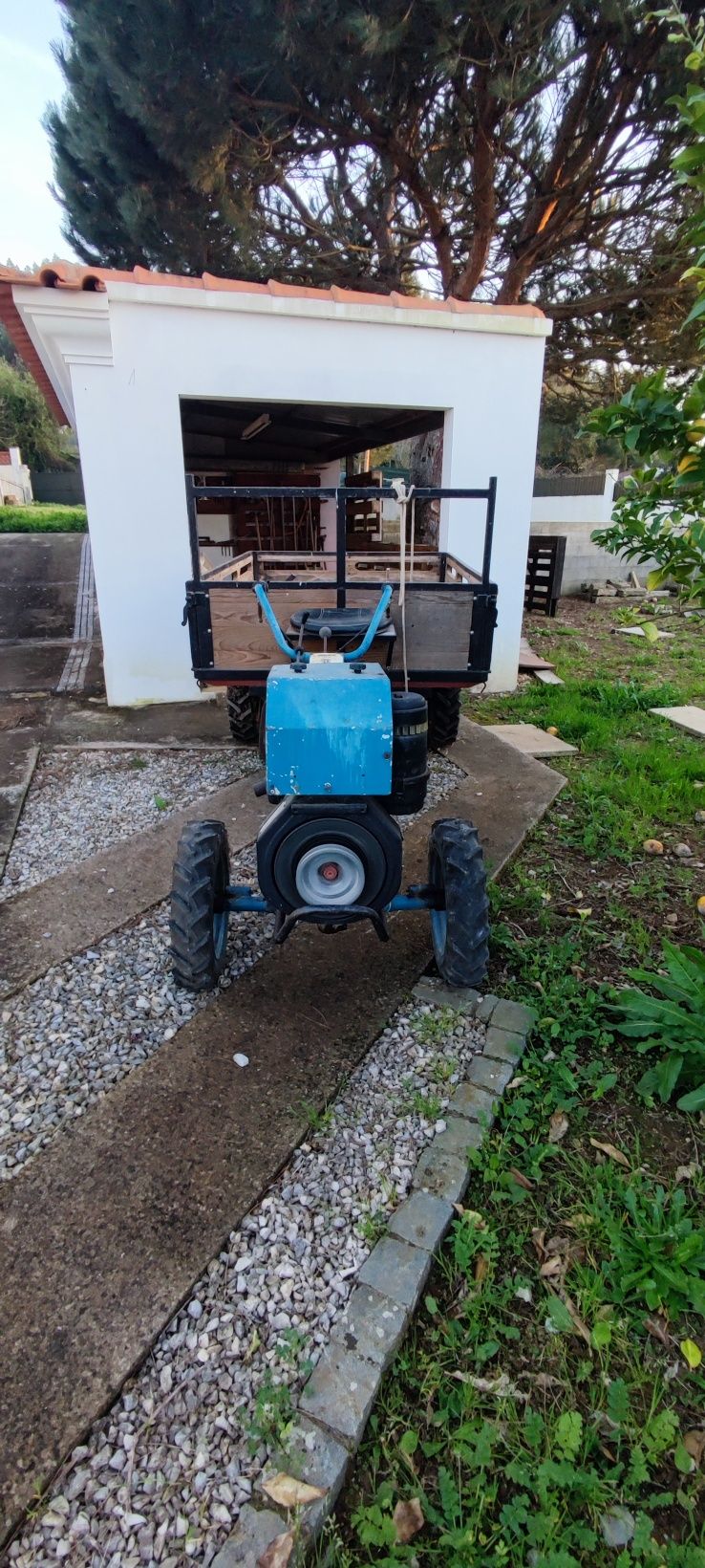 Motoenxada Lombardini 14cv