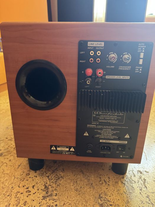 Акустична ситема Wharfedale Diamond з сабвуфером та ресивером