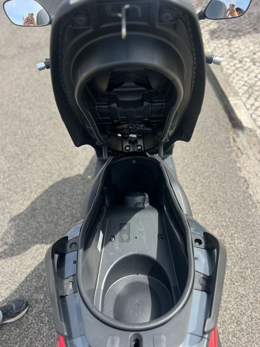 Yamaha x-max 125