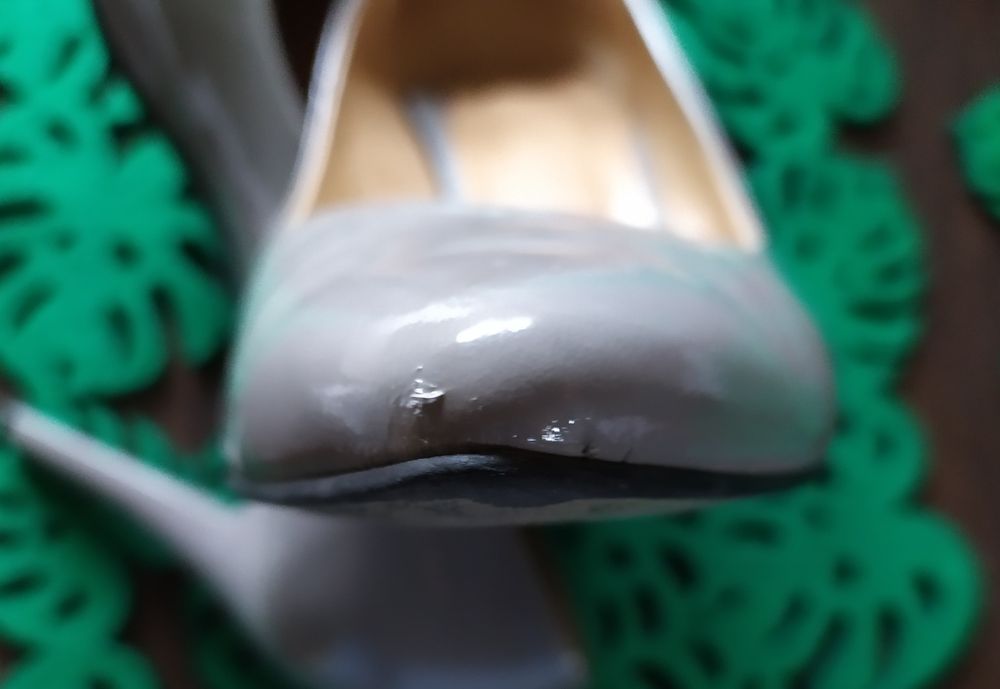 Buty na obcasie, szare szpilki