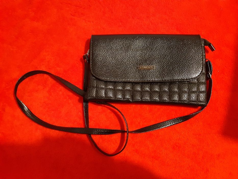 Czarna elegancka torebka Lorenti