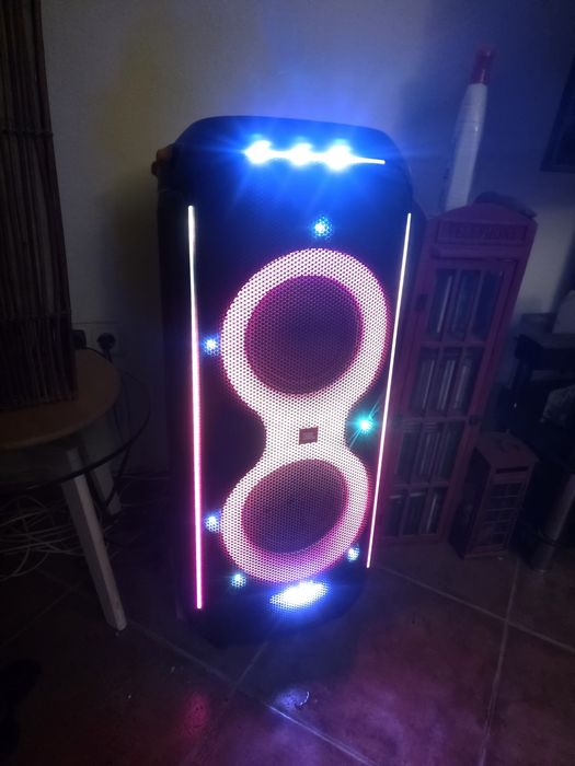 JBL Partybox 710