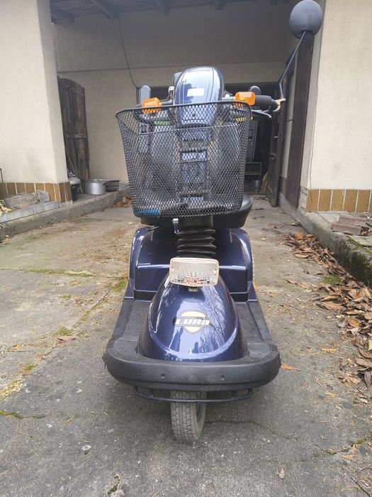 Skuter trójkołowy, Luna