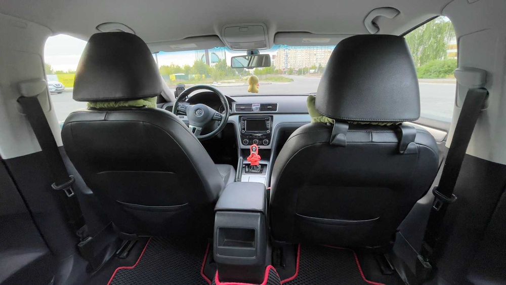 Volkswagen Passat NMS 2012. 2.5 бензин/газ