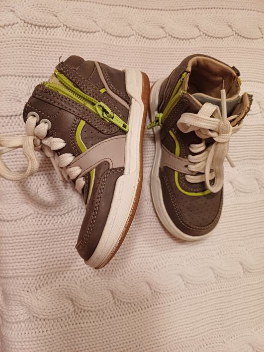 Дитяче взуття Clarks