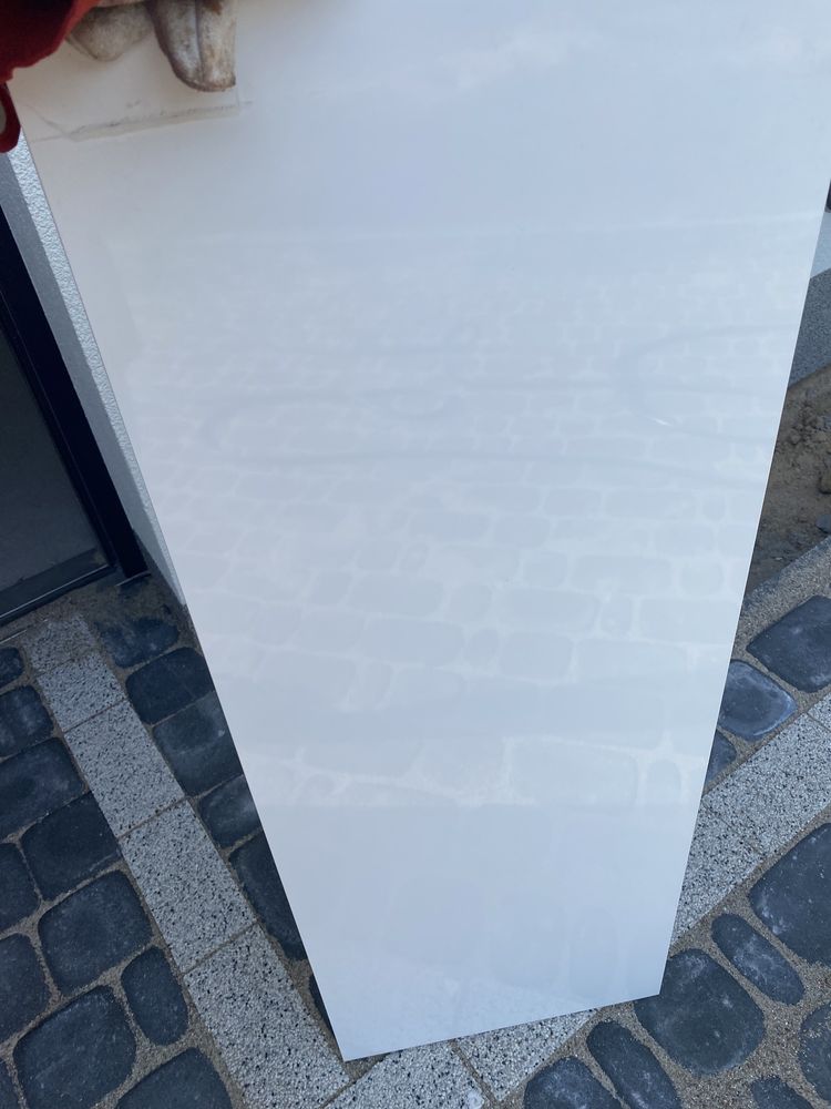 Plytki , gres pozostalosci po budowie zapraszam