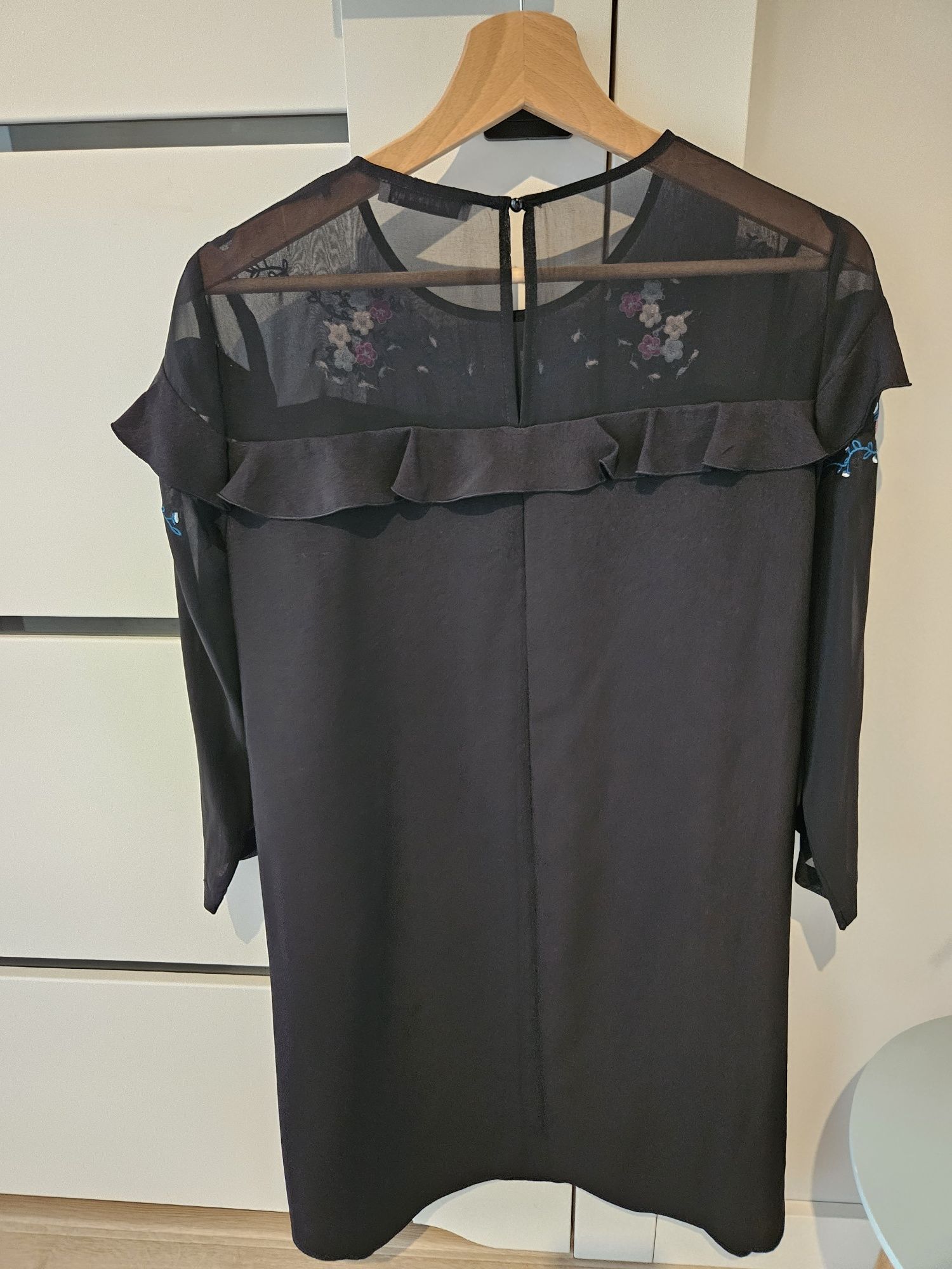 Elegancka sukienka Reserved rozm. 36, S, stan bdb!