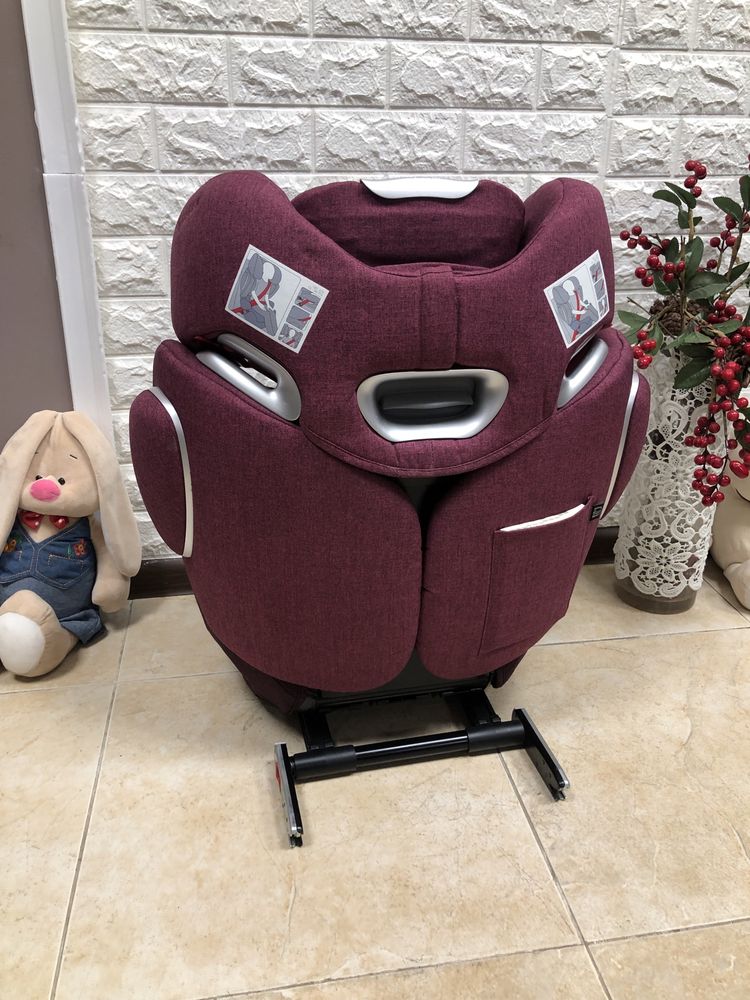 Автокрісло Cybex Solution Q3-Fix Група 2/3 (15-36 кг) бустер