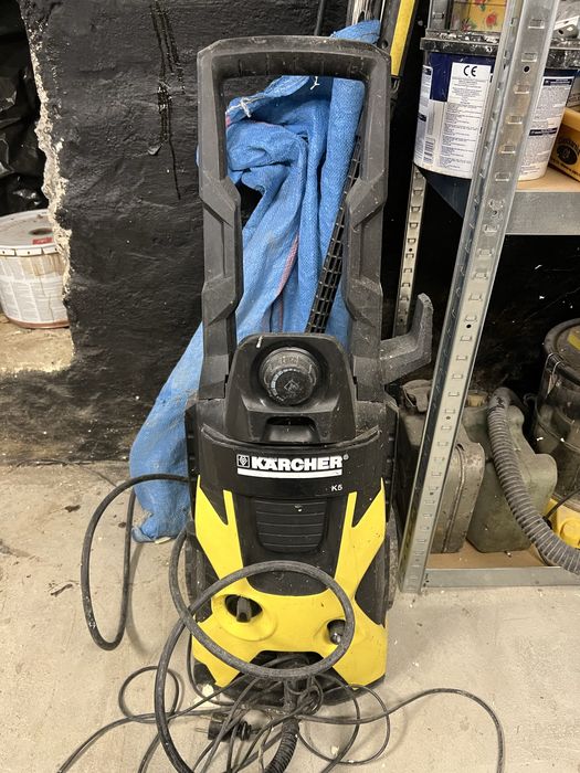 Karcher k5 dziala ale uszkodzony