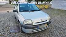 Renault Clio II 2001 NAO NEGOCIÁVEL