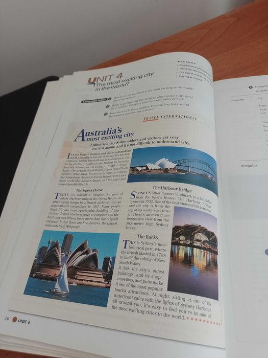 Podręcznik International Express pre-intermediate