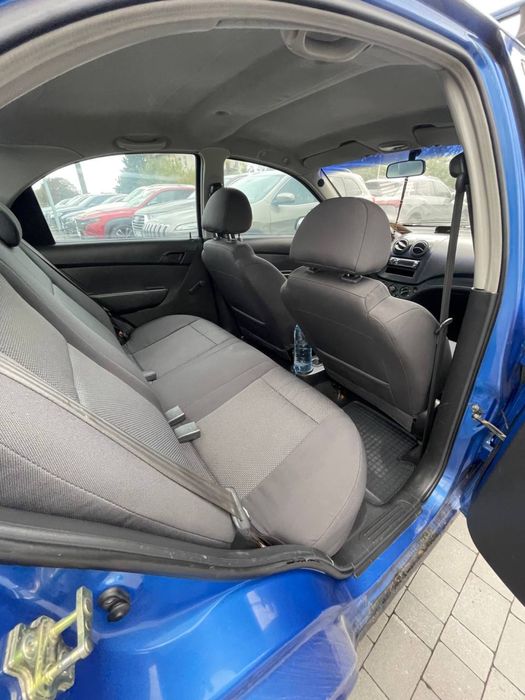 Автомобіль Chevrolet Aveo