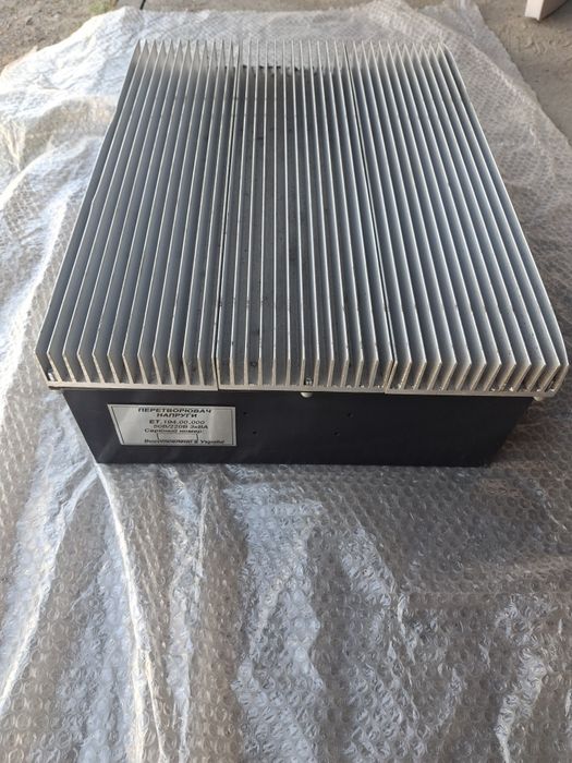 Перетворювач напруги з 50В/220В 3кВА