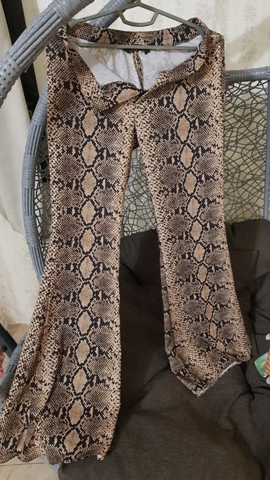 Штани клеш фірми Zara