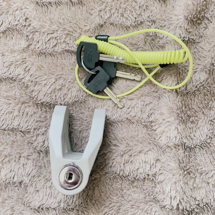 Замок дісковий на мотоцикл