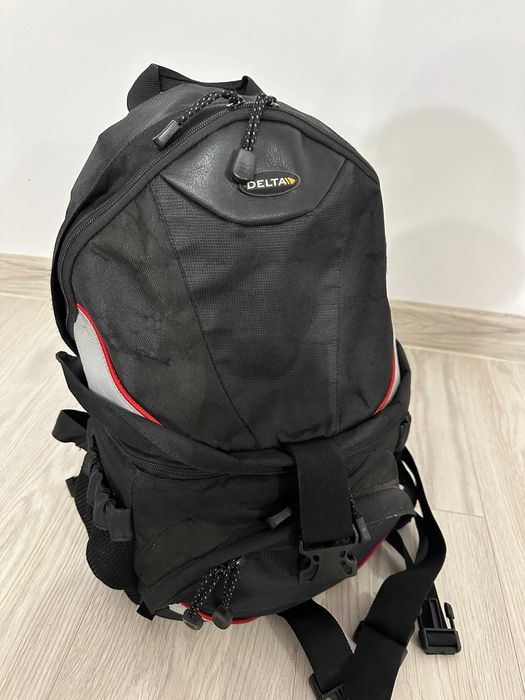 Nikon D90 Nikkor18-105 Nikkor70-300 Lampa Plecak Wiele Dodatków HIT