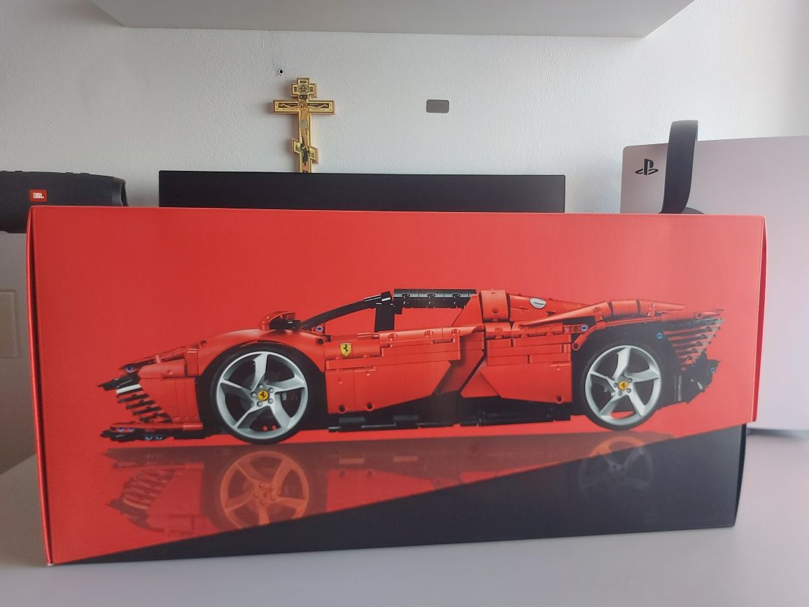 LEGO Ferrari Daytona SP3 Set 42143