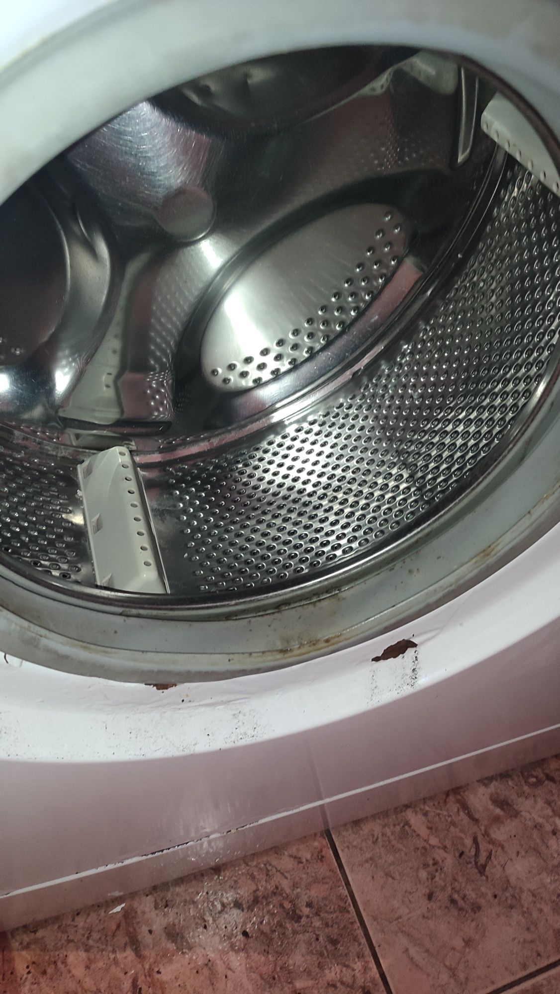 Пральна машинка Indesit WISN 101