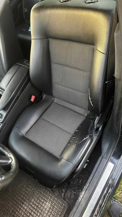 Mercedes E200CDI W212 Sedan 2010 r kolor 040 uszkodzony silnik OM651