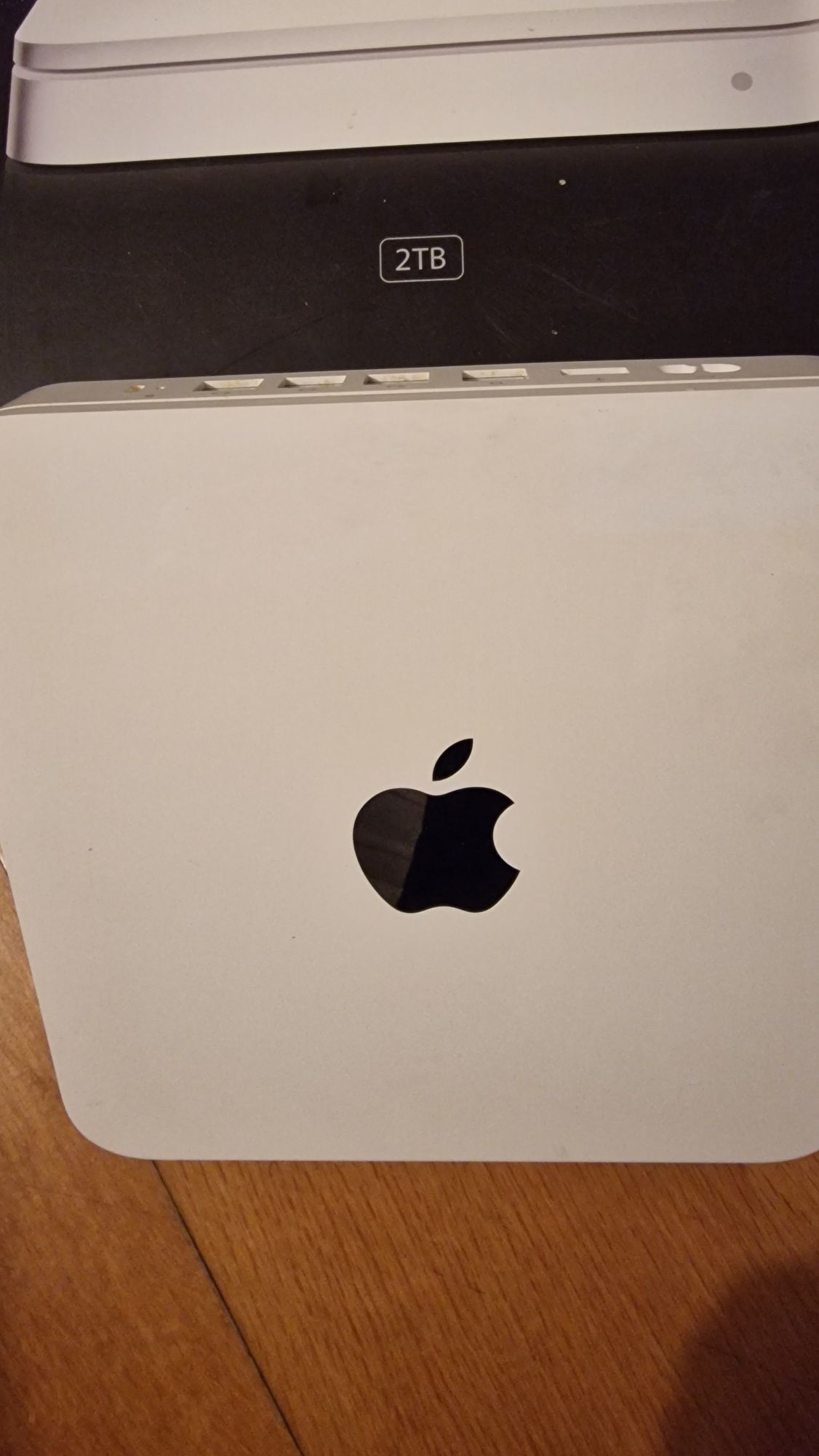 Apple time capsule 2TB - time machine backups