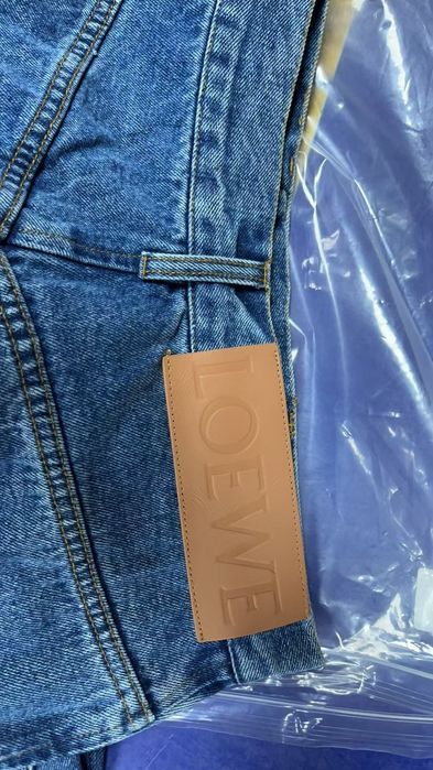 Loewe anagram jeans logo top!! r.M