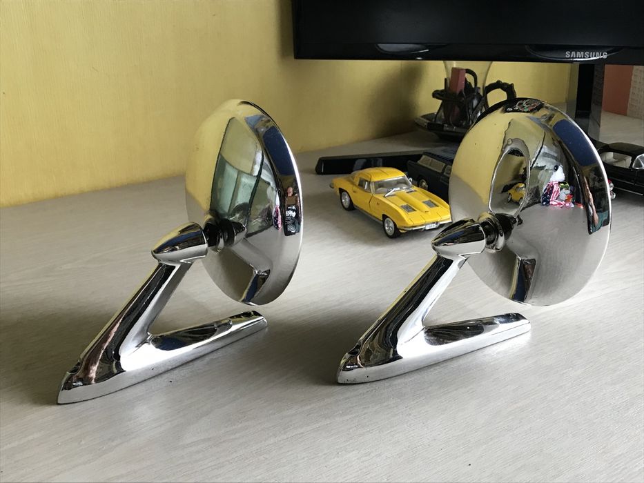 Ретро зеркала на ретро авто