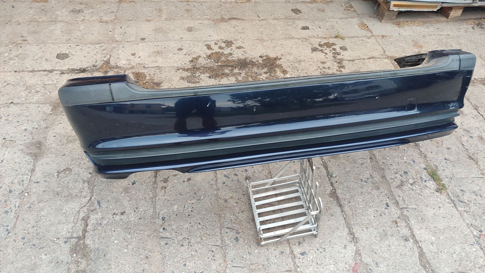 BMW E46 kombi touring zderzak tył tylny 317/5 orientblau metalic